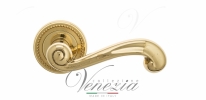 Ручка дверная на круглой розетке Venezia Carnevale D3 Латунь блестящая