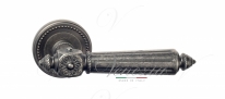Ручка дверная на круглой розетке Venezia Castello D3 Серебро античное