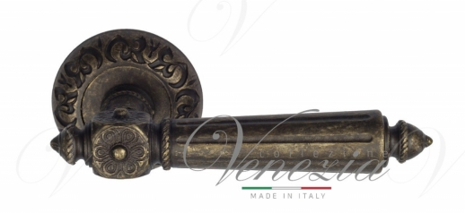 Ручка дверная на круглой розетке Venezia Castello D4 Бронза античная