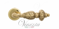 Ручка дверная на круглой розетке Venezia Lucrecia D1 Латунь блестящая