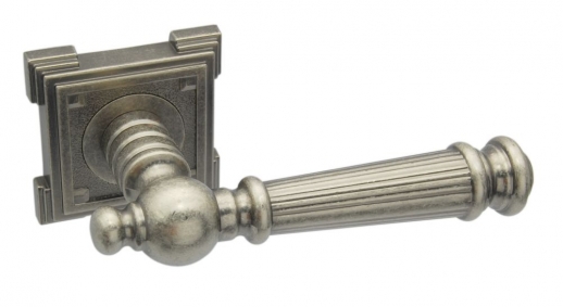 Ручка дверная на квадратной розетке Adden Bau Vintage Castello Vq212 Aged Silver, Серебро состаренная