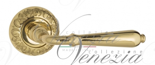 Ручка дверная на круглой розетке Venezia Classic D4 Латунь блестящая