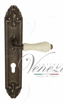 Ручка дверная на планке под цилиндр Venezia Colosseo белая керамика паутинка CYL PL90 античная бронза