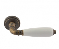Ручка дверная на круглой розетке Нора-М Галисия J (Бф-Застаренная бронза)
