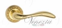 Ручка дверная на круглой розетке Venezia Alessandra D2 Латунь блестящая