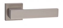 Дверная ручка на квадратной розетке FIMET 132C/201 ELLE матовый никель F54
