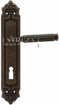 Ручка дверная на планке под ключ буратино Extreza BENITO (Бенито) 307 PL02 KEY бронза античная F23