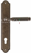Ручка дверная на планке под цилиндр Extreza BENITO (Бенито) 307 PL03 CYL бронза античная F23