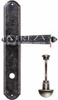 Ручка дверная на планке с фиксатором Extreza LEON (Леон) 303 PL01 WC серебро античная F45