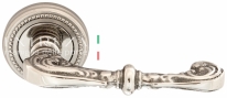 Ручка дверная на круглой розетке Extreza ATTRI (Атри) 318  R03 полированный никель F21