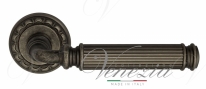 Ручка дверная на круглой розетке Venezia Mosca D2 Серебро античное