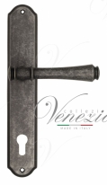 Ручка дверная на планке под цилиндр Venezia Callisto CYL PL02 античное серебро
