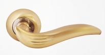 Ручка дверная на круглой розетке Rossi Vita LD 43 -1 SG/CP Золото матовое