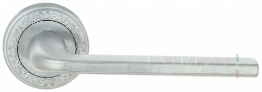 Ручка дверная на круглой розетке Extreza TERNI (Терни) 320 R06 Хром матовый  F05