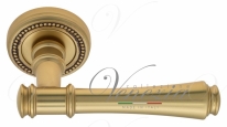 Ручка дверная на круглой розетке Venezia Callisto D3 французcкое золото + коричневый