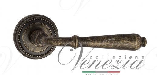 Ручка дверная на круглой розетке Venezia Classic D3 Бронза античная