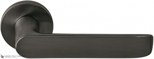 Дверная ручка на круглой розетке COLOMBO Lund SE11RSB-GM матовый графит