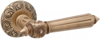 Дверная ручка на круглой розетке Pasini 2831 PATRIZIO QUEEN OGV YESTER античная бронза