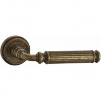 Ручка дверная на круглой розетке Vantage V33BR состаренная бронза