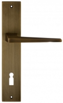 Дверная ручка Extreza Hi-Tech ALIOT 129 на планке PL11 матовая бронза F03 под кабинетный ключ KEY