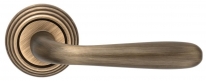Дверная ручка Extreza ALDO (Алдо) 331 на розетке R05 матовая бронза F03