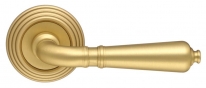 Дверная ручка Extreza PETRA (Петра) 304 на розетке R05 матовая латунь F02