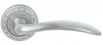 Дверная ручка Extreza SIMONA (Симона) 314 на розетке R02 матовый хром F05