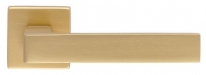 Дверная ручка Extreza Hi-Tech Slim ENZO (Энзо) 117 на квадратной розетке R11 матовая латунь F02