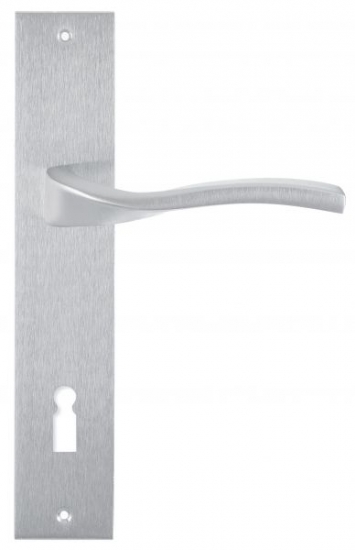 Дверная ручка Extreza Hi-tech PERLA (Перла) 114 на планке PL11 матовый хром F05 под кабинетный ключ KEY