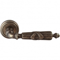 Дверная ручка на розетке Melodia Praga 282V Серебро античное