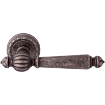 Дверная ручка на розетке Melodia Mirella 235D Серебро античное