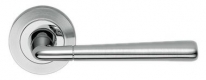 Дверная ручка LINEA CALI на круглой розетке "TESS" 511 RO 102 CC хром полированный / хром сатинированный