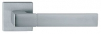 Дверная ручка LINEA CALI "THAIS" 1155 RO 019 на квадратной розетке CS хром матовый