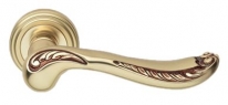 Дверная ручка LINEA CALI на круглой розетке "LADY" 1390 RO 011 OF золото французское, матовое