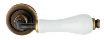 Дверная ручка LINEA CALI на круглой розетке "DALIA" 600 RO 103 BM матовая бронза